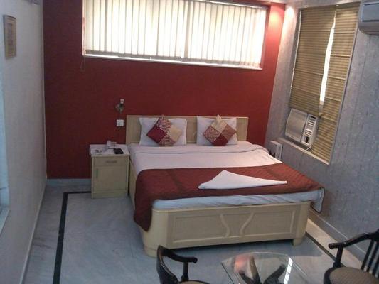 Hotel Sands Inn